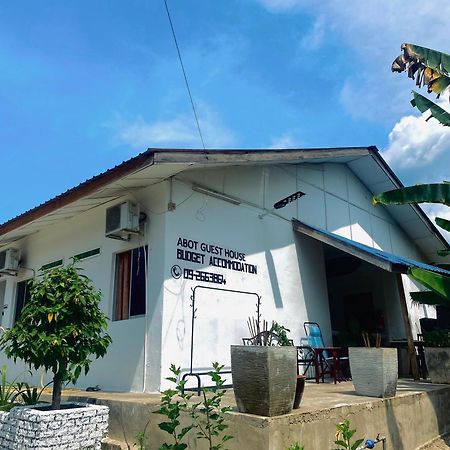 Abot Guest House กัวลาทาฮัน ภายนอก รูปภาพ