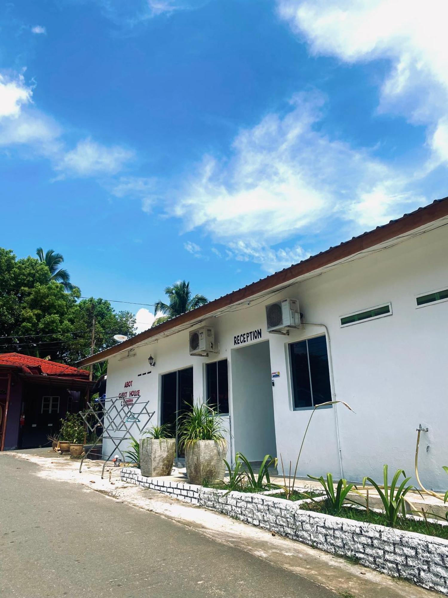 Abot Guest House กัวลาทาฮัน ภายนอก รูปภาพ